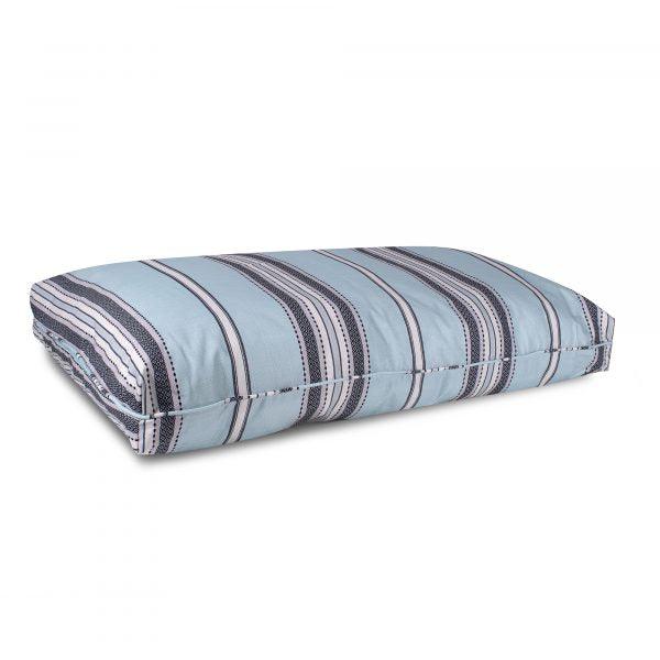Indoor & Outdoor Dog Bed - iloveleia.com
