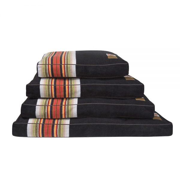 Pendleton dog bed - Acadia National Park - iloveleia.com