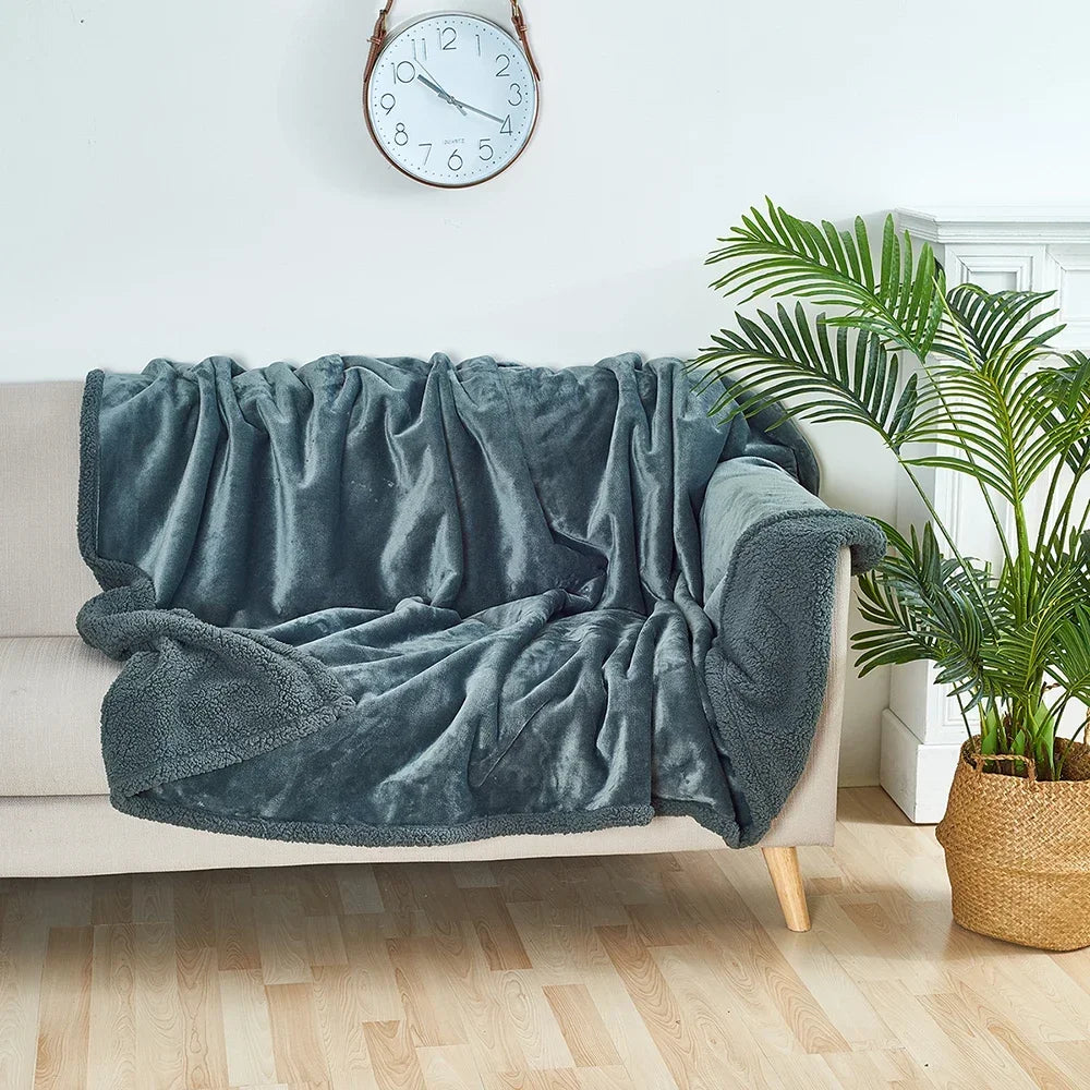 Waterproof Fleece Blanket