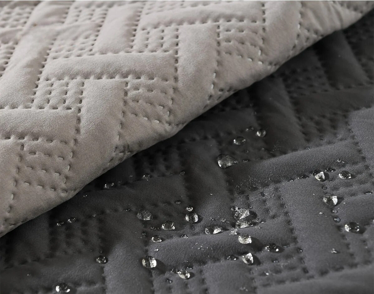 Double-Sided Dog Blanket - 100% Waterproof