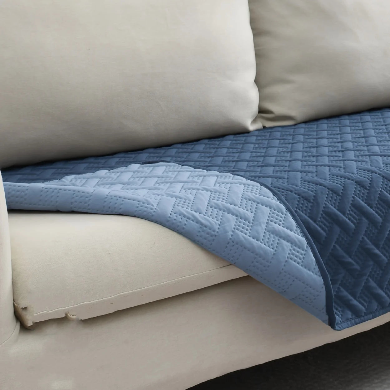 Double-Sided Dog Blanket - 100% Waterproof