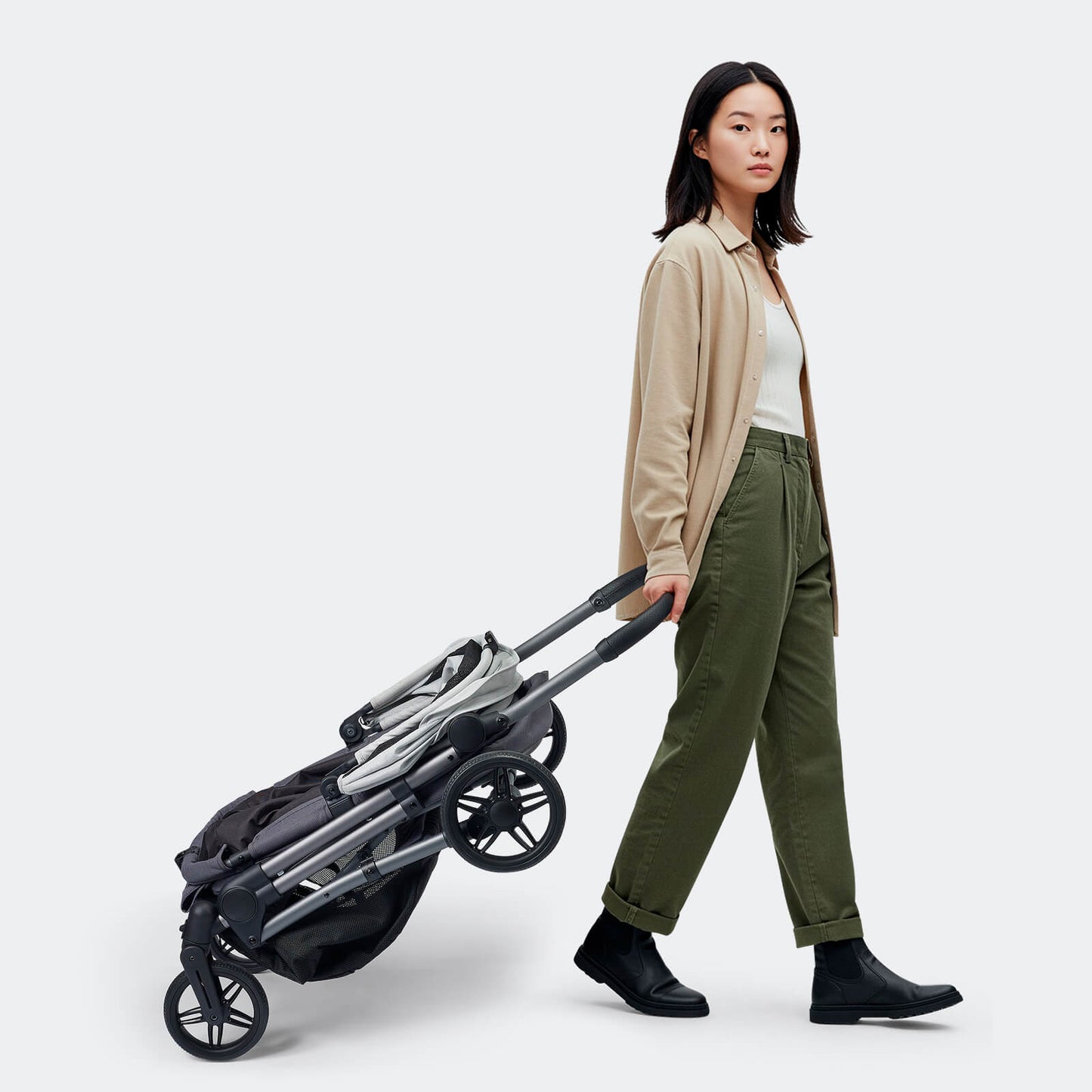 Extra spacious Deep Cabin Dog Stroller | Ibiyaya