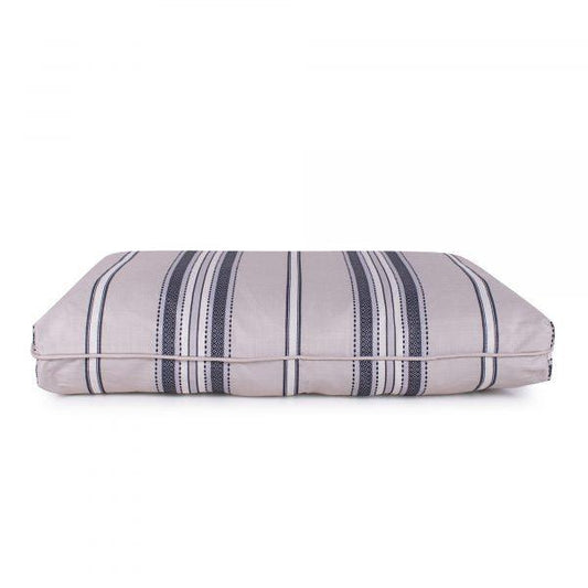Indoor & Outdoor Dog Bed - iloveleia.com