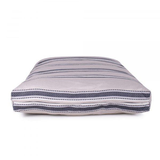 Indoor & Outdoor Dog Bed - iloveleia.com